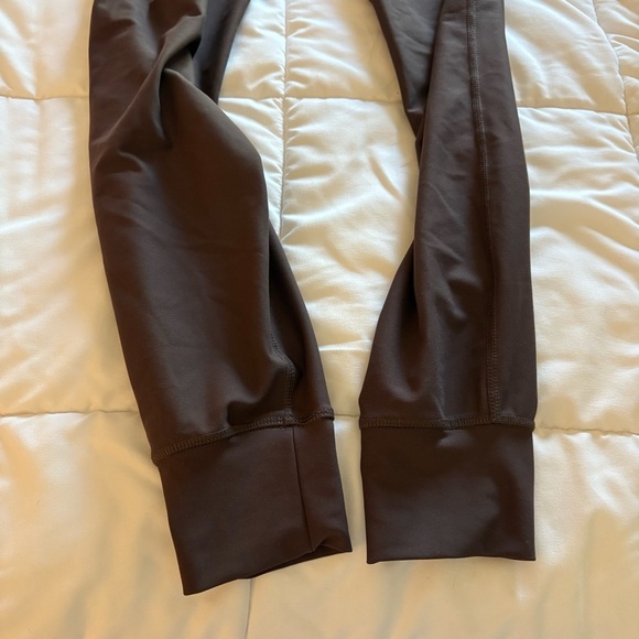 Old Navy Women's Brown Jogger Pants - Picture 6 of 8